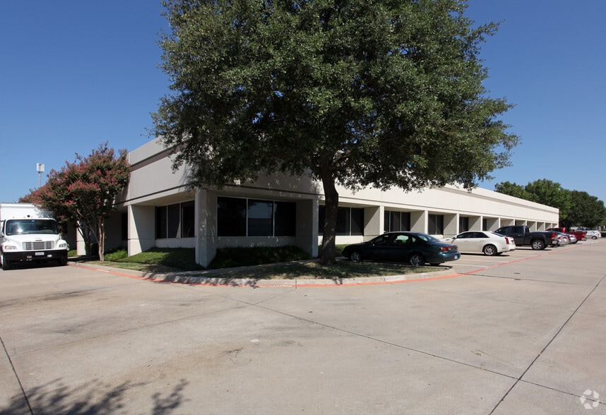 5500 Democracy Dr, Plano, TX for lease - Building Photo - Image 2 of 4