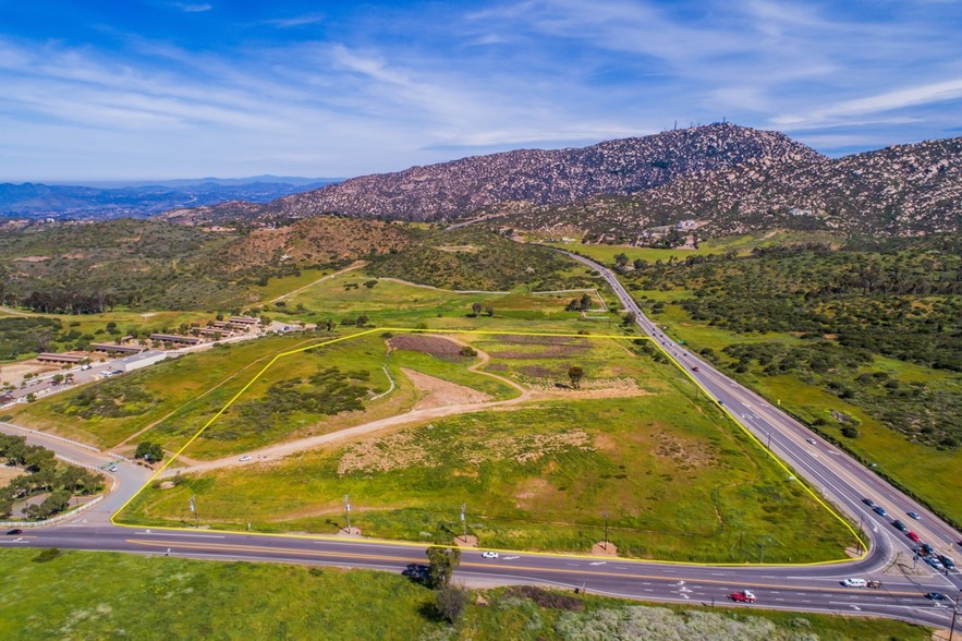 Poway Rd, Poway, CA à vendre - Photo du bâtiment - Image 1 de 1