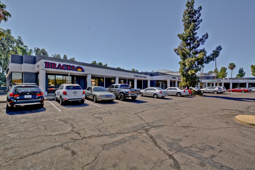 2330 N 75th Ave, Phoenix, AZ for lease - Building Photo - Image 3 of 13