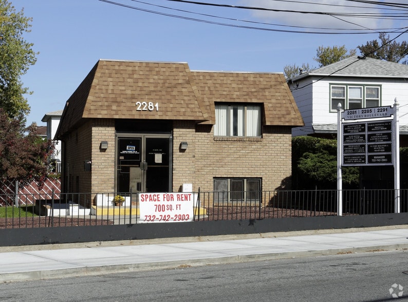 2281 Victory Blvd, Staten Island, NY for sale - Primary Photo - Image 1 of 2