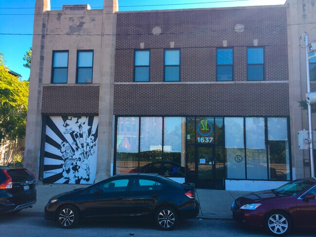 Plus de détails pour 1637 N Ashland Ave, Chicago, IL - Commerce de détail à louer