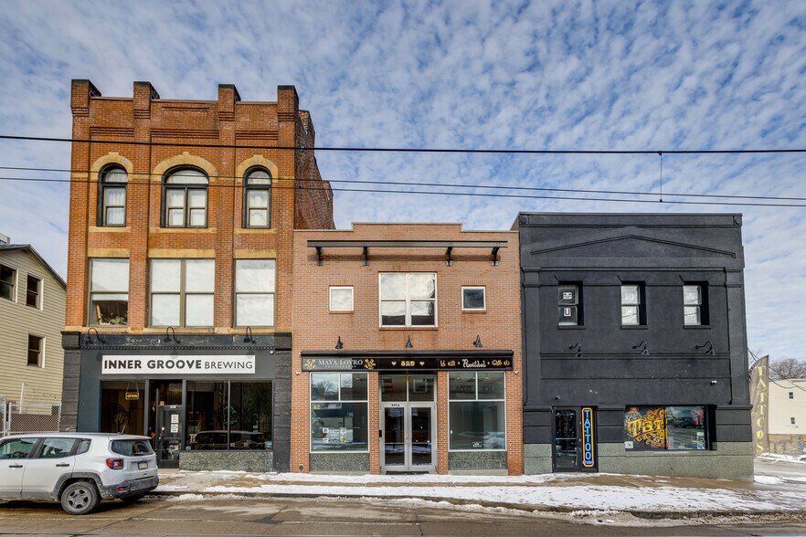829 E Warrington Ave, Pittsburgh, PA à louer - Photo du bâtiment - Image 2 de 21