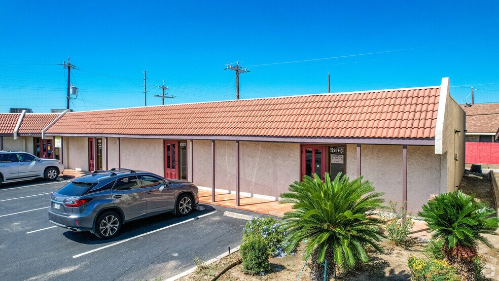 8201-8207 Roughrider Dr, San Antonio, TX for lease - Building Photo - Image 2 of 21