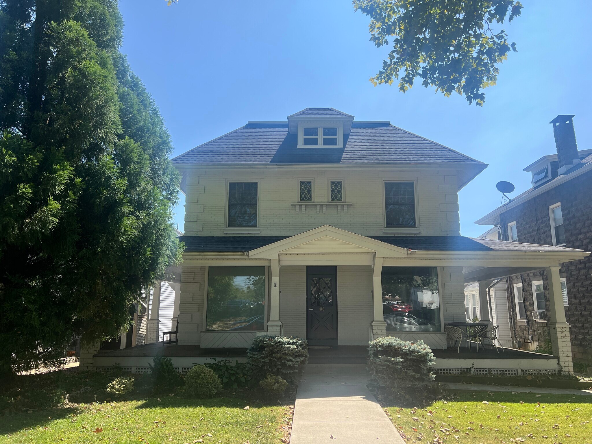 908 Penn Ave, Wyomissing, PA for sale Primary Photo- Image 1 of 1