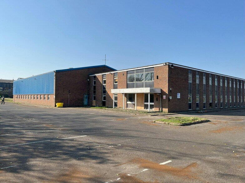 Rowley Dr, Coventry à vendre - Photo du bâtiment - Image 3 de 3