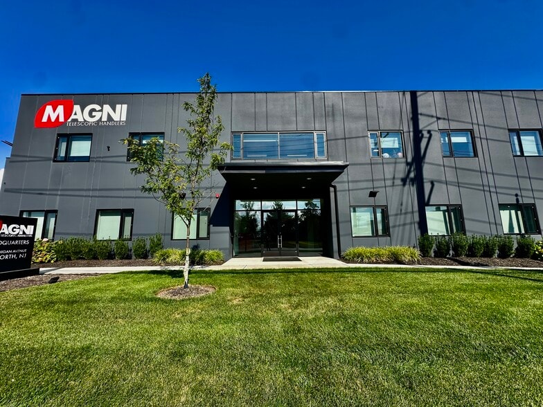 651 N Michigan Ave, Kenilworth, NJ à louer - Photo principale - Image 2 de 23