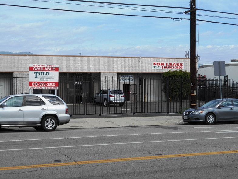20875-20881 Plummer St, Chatsworth, CA for lease - Building Photo - Image 3 of 14