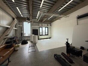 4805 Metropolitan Ave, Ridgewood, NY for lease Building Photo- Image 1 of 8