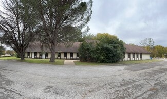 More details for 1505 E Henderson St, Cleburne, TX - Office for Sale