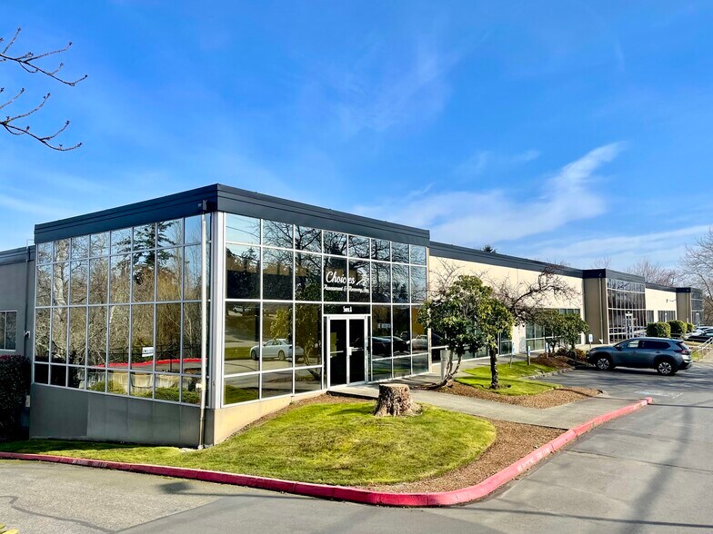 11627 Airport Rd, Everett, WA à louer - Photo du bâtiment - Image 3 de 7