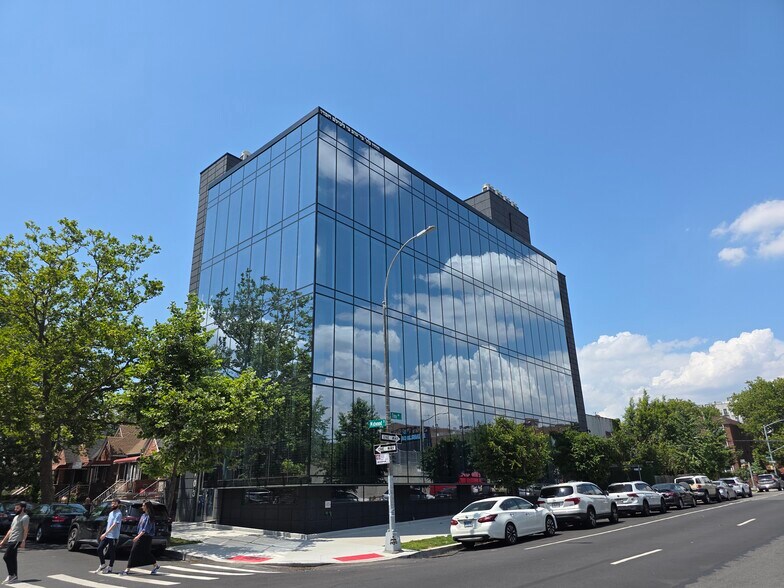 510 Troy Ave, Brooklyn, NY à louer - Photo du bâtiment - Image 2 de 16