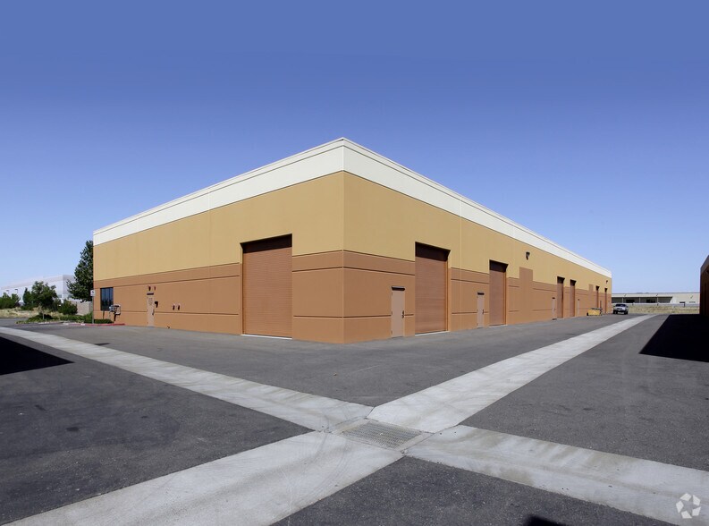10604 Industrial Ave, Roseville, CA à louer - Photo du bâtiment - Image 2 de 8
