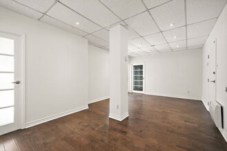 4264-4276 Boul Saint-Laurent, Montréal, QC for lease Interior Photo- Image 2 of 8