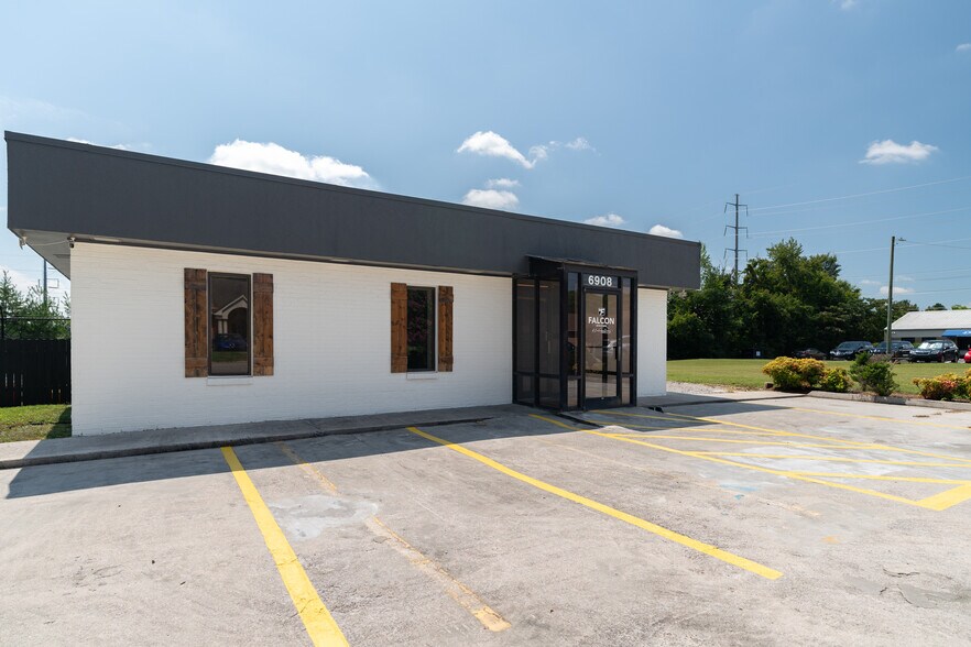 6908 Office Park Cir, Knoxville, TN à vendre - Photo du bâtiment - Image 3 de 27