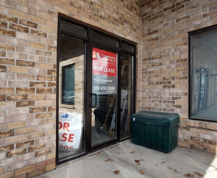 1385 N Routledge Park, London, ON à louer - Photo du bâtiment - Image 2 de 6