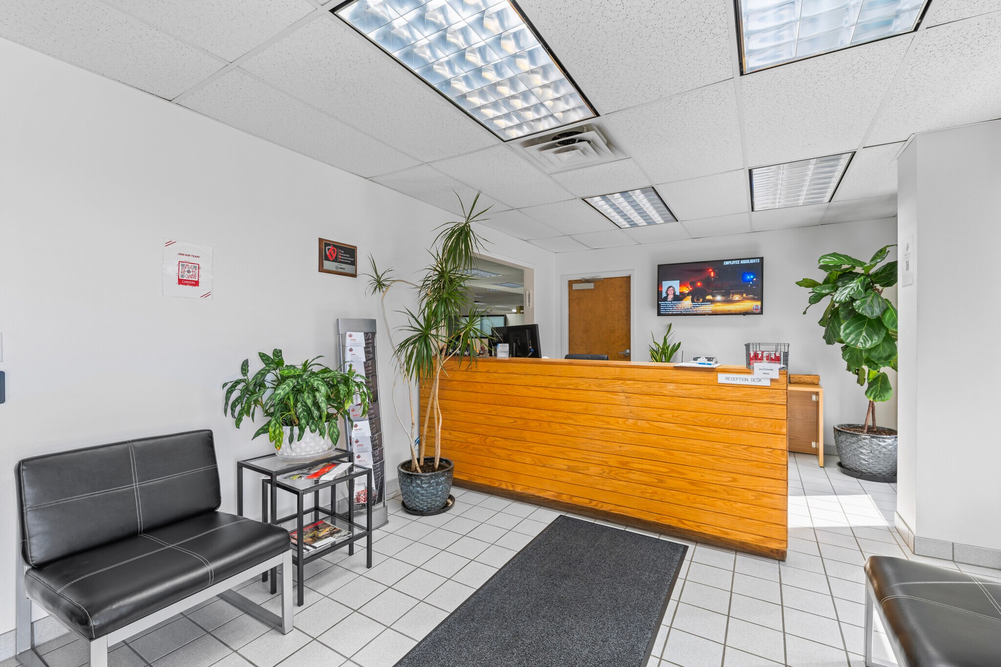 4600 S Apple St, Boise, ID à vendre Photo intérieure- Image 1 de 1