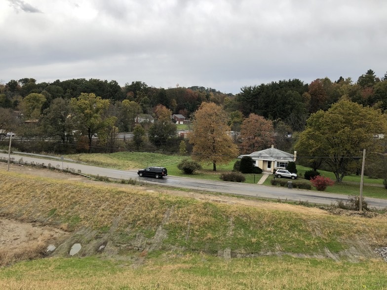 107 Overbrook Rd, Valencia, PA for lease - Other - Image 3 of 13