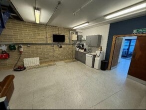 Castle Rd, Sittingbourne for lease Interior Photo- Image 2 of 2