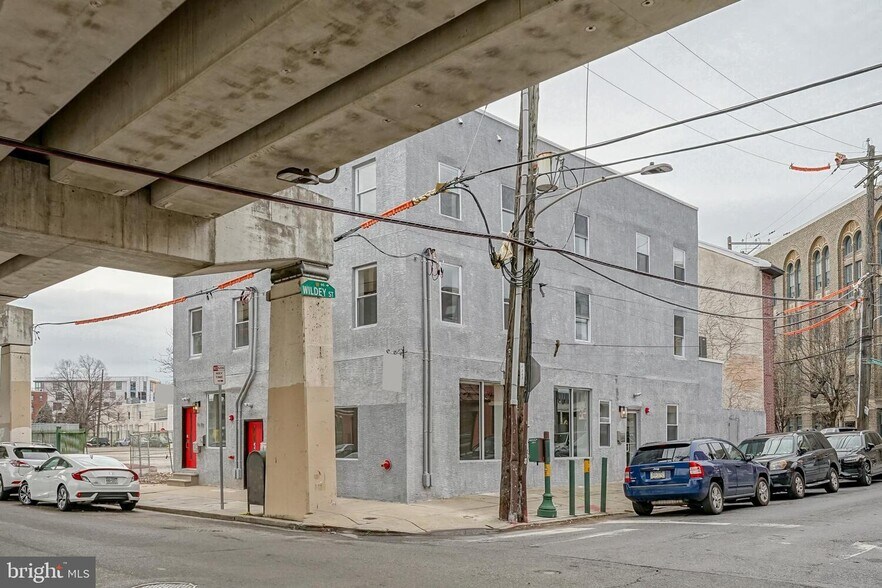 1070 N Front St, Philadelphia, PA à vendre - Photo du bâtiment - Image 3 de 43