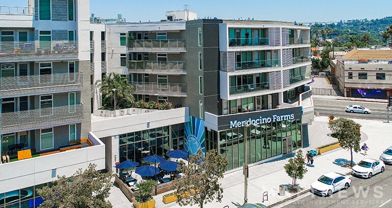 4531 Hollywood Blvd, Los Angeles, CA à louer - Photo du bâtiment - Image 2 de 6