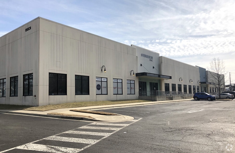 8601 Ritchie Dr, Capitol Heights, MD for lease - Building Photo - Image 2 of 9