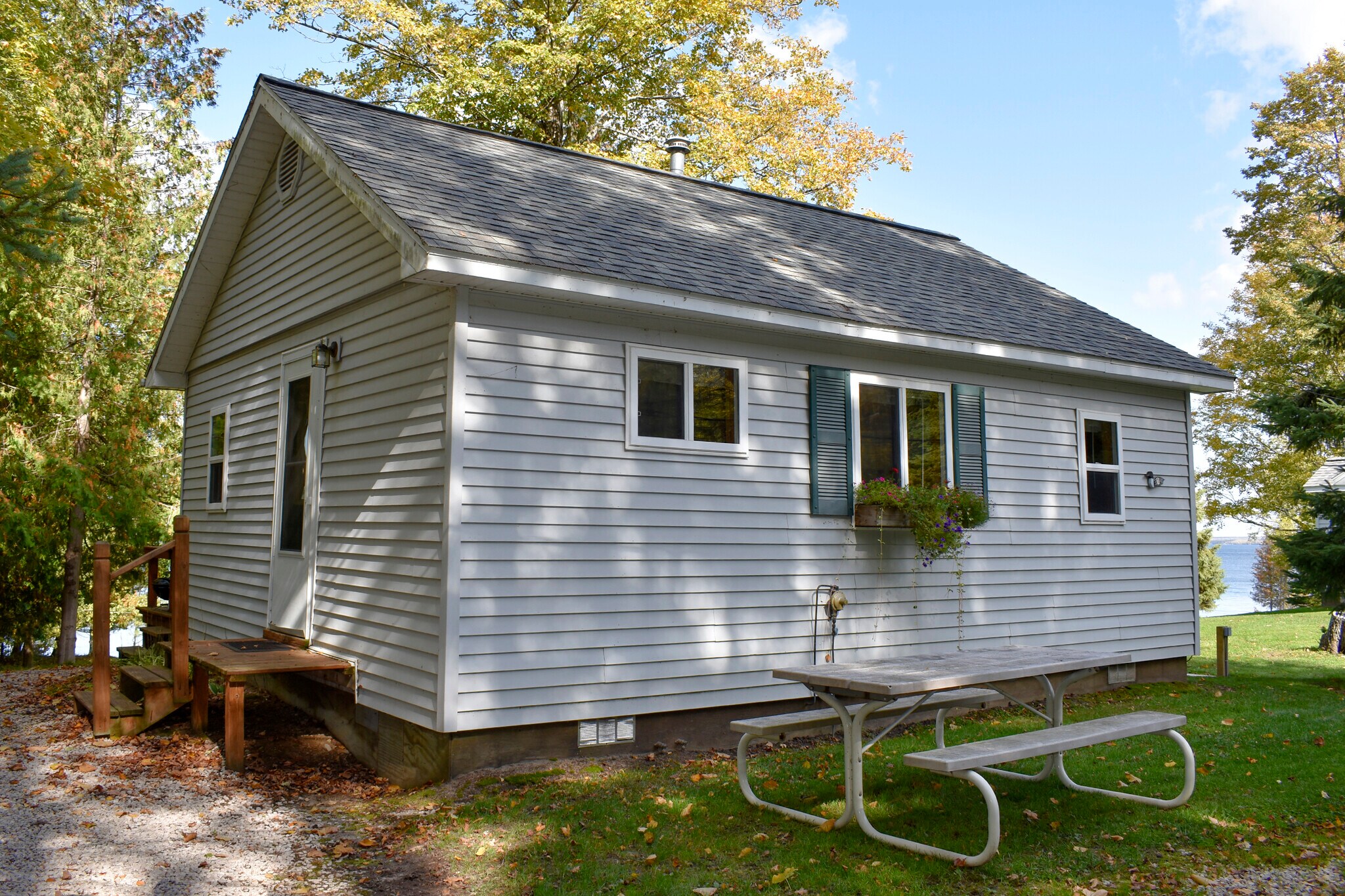 W18070 County Rd, Germfask, MI for sale Primary Photo- Image 1 of 11