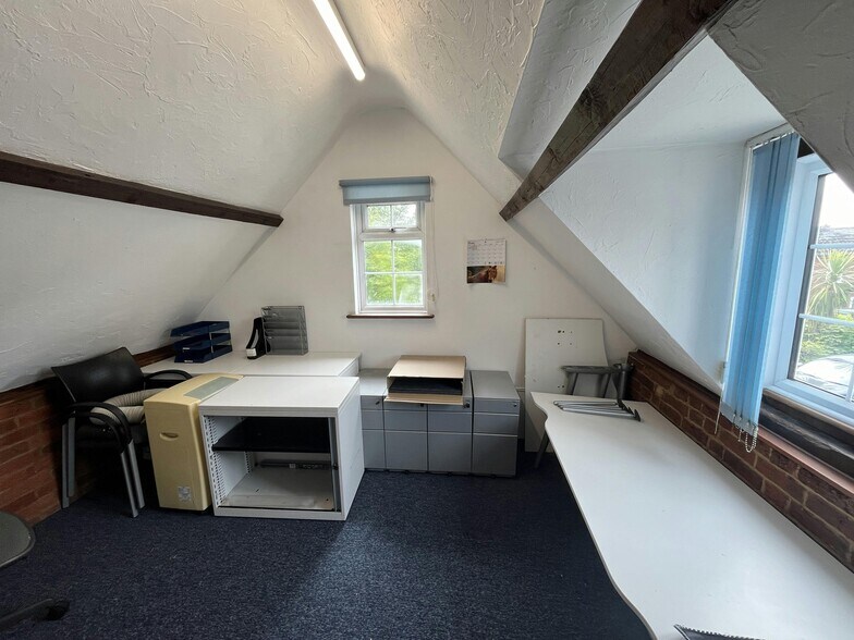 30 New St, Ringwood à louer - Photo du bâtiment - Image 2 de 5