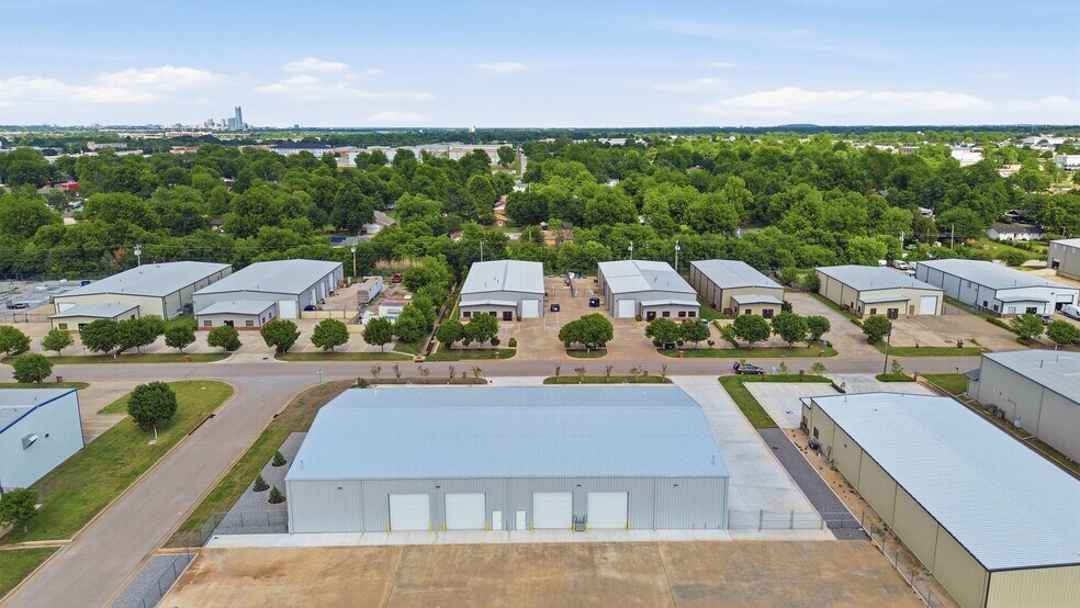 2609-2617 S Ann Arbor Ave, Oklahoma City, OK à louer - Aérien - Image 2 de 4