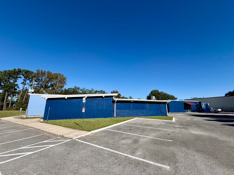 5299 Saint Augustine Rd, Jacksonville, FL à louer - Photo du bâtiment - Image 3 de 48