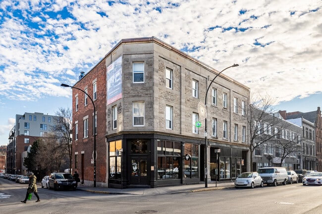 More details for 1800-1812 Rue Notre-Dame O, Montréal, QC - Retail for Lease