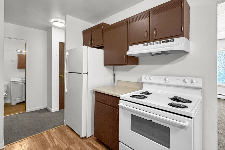 1103 25th St, Rock Island, IL à vendre - Photo du bâtiment - Image 2 de 13