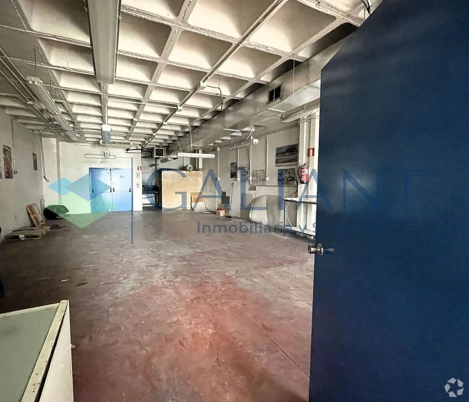 Madrid, MAD 28021 - - - Photo intérieure - Image 1 of 2