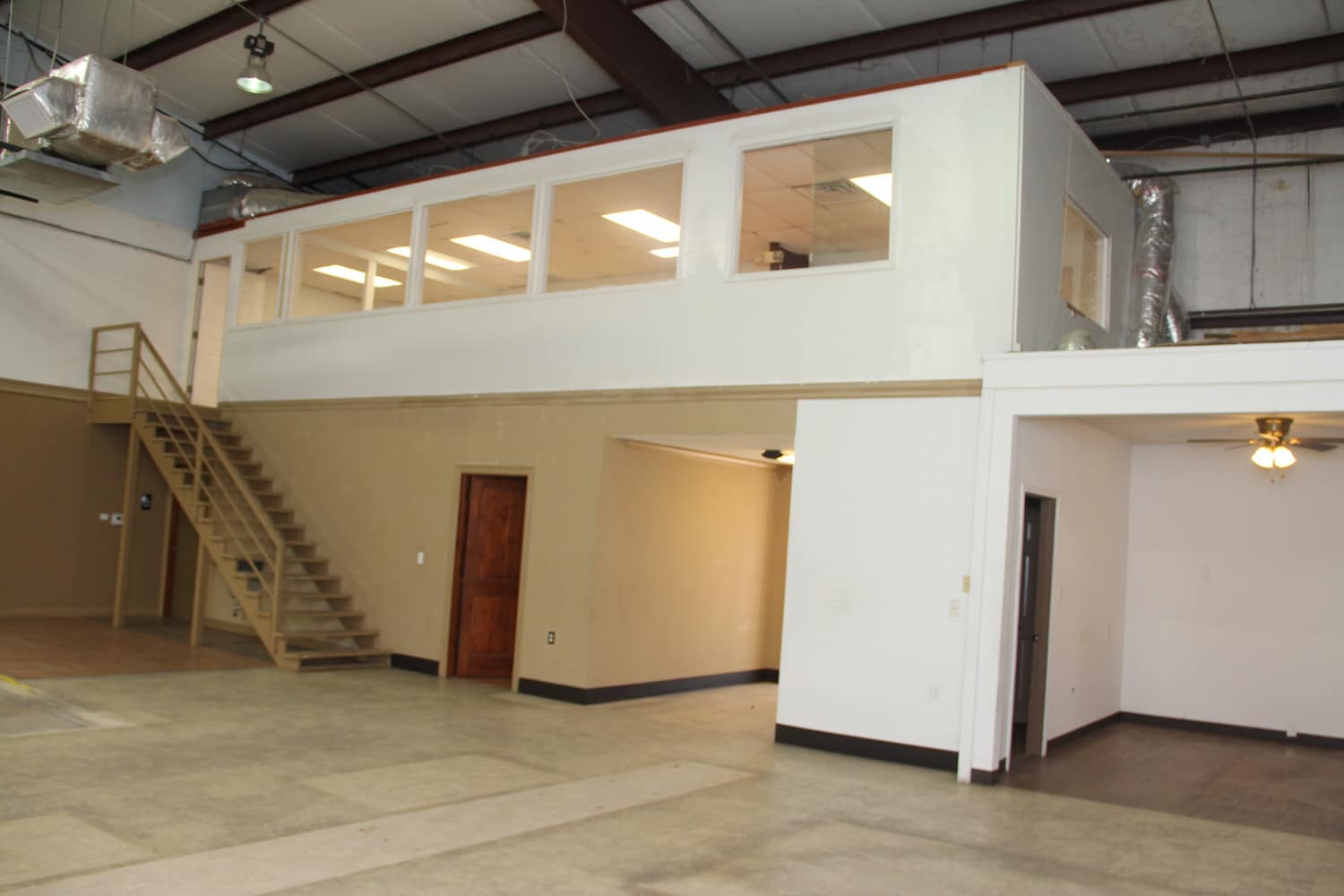 5828 Ashleyanne Cir, Wichita Falls, TX for sale Interior Photo- Image 1 of 6