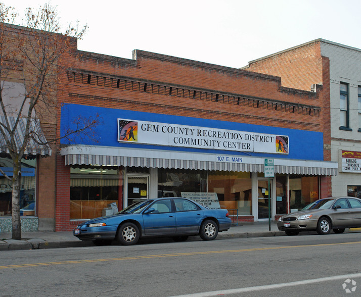 107 E Main St, Emmett, ID for sale - Primary Photo - Image 1 of 1