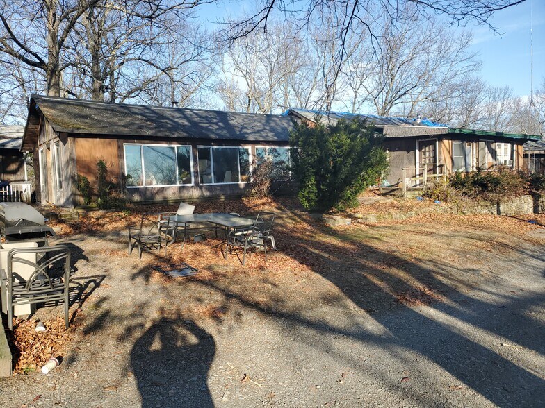 115 Melanie Way, Hyde Park, NY à vendre - Photo du bâtiment - Image 3 de 8