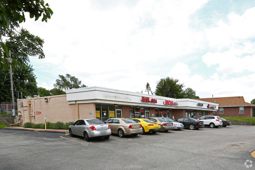 6841-6849 Olive Blvd, University City, MO à louer - Photo du bâtiment - Image 1 de 4