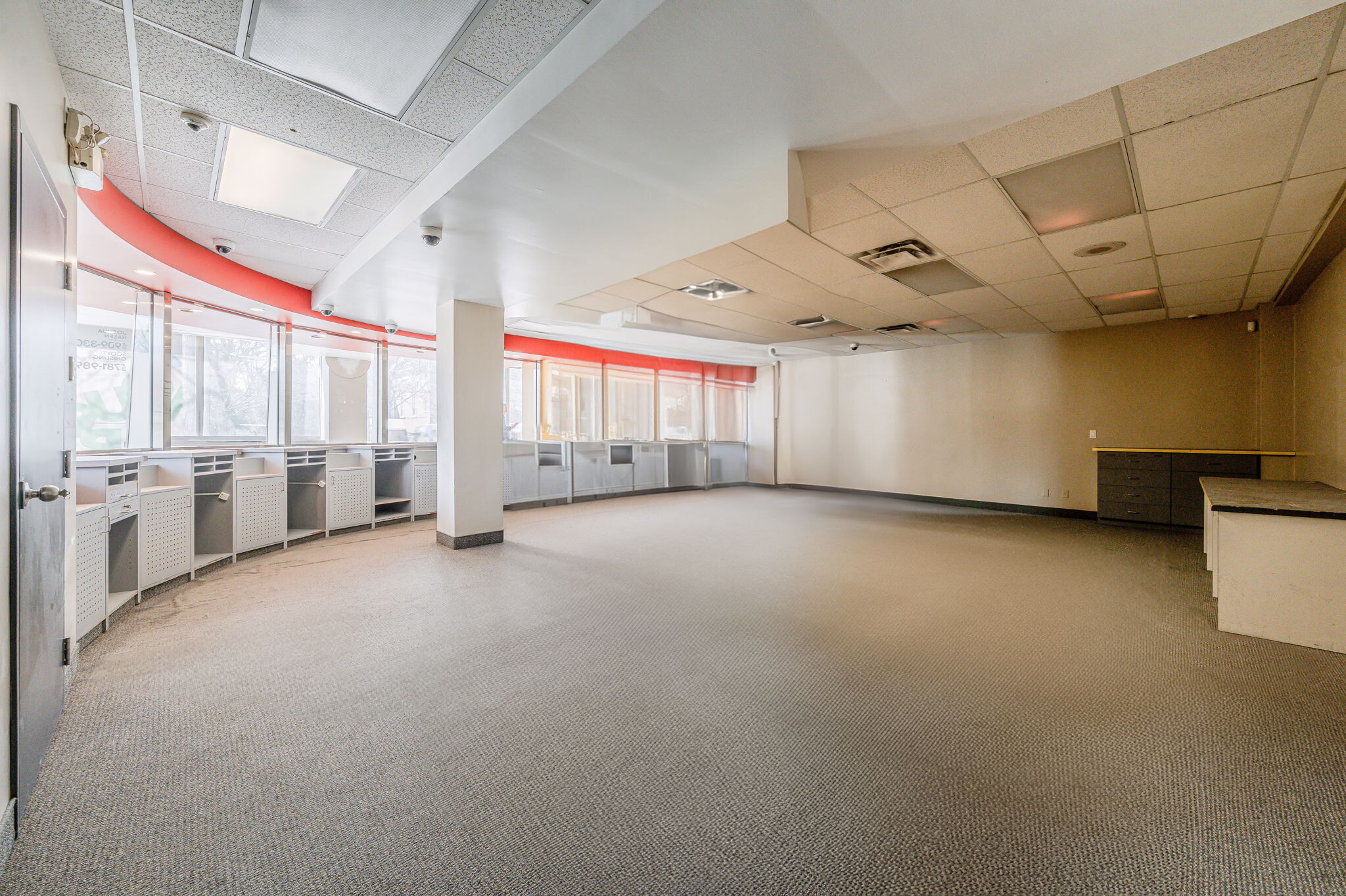 6555 Ch De La Côte-Des-Neiges, Montréal, QC for lease Building Photo- Image 1 of 1