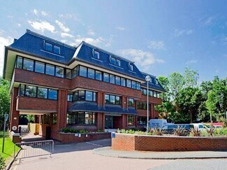 Plus de détails pour Worthing Rd, Horsham - Coworking à louer