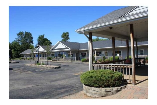 2139 N Union St, Spencerport, NY à vendre Photo du bâtiment- Image 1 de 1