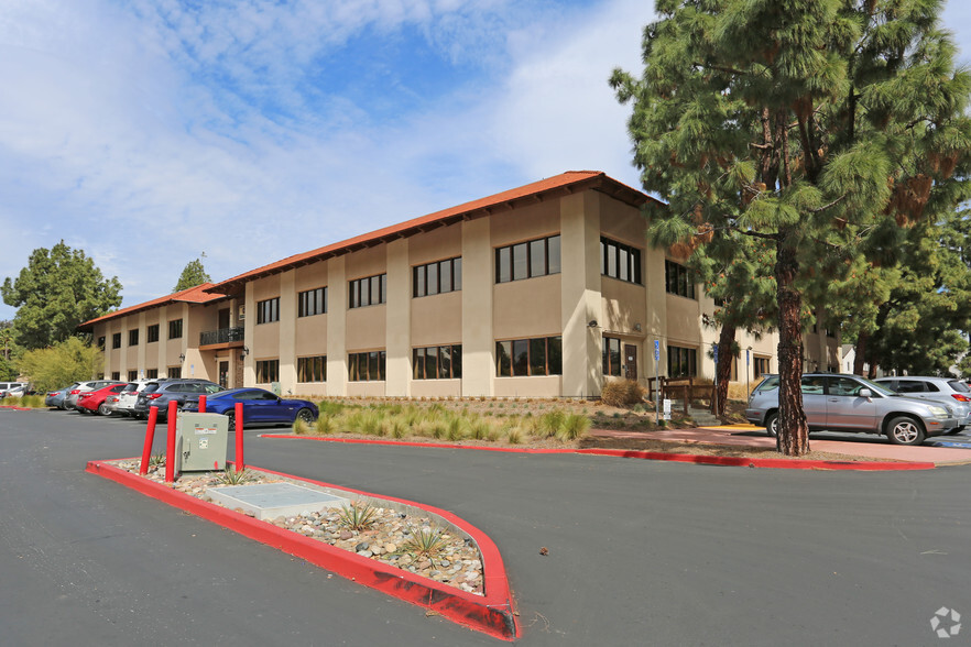 5333 Mission Center Rd, San Diego, CA for lease - Building Photo - Image 3 of 6