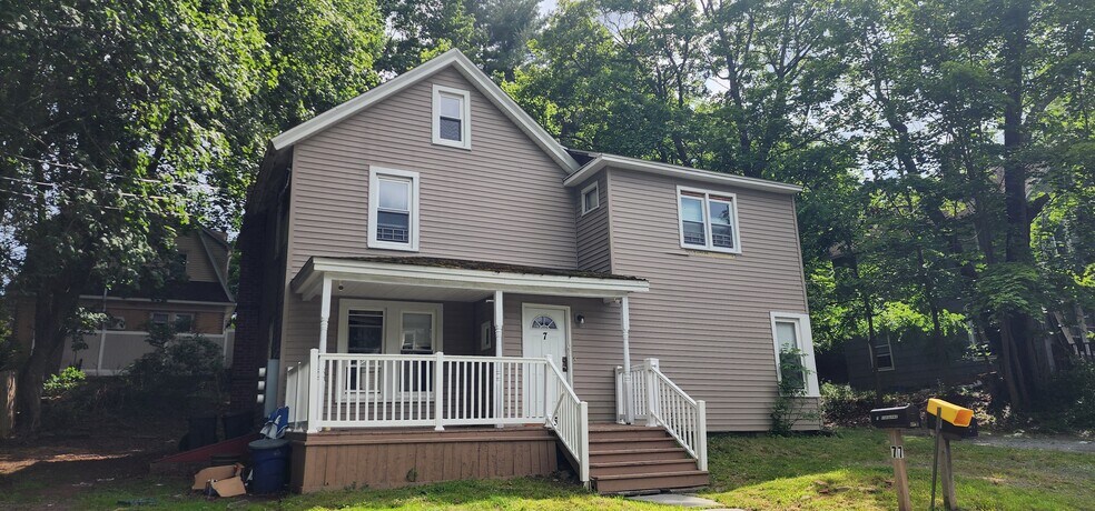 7 Osborne St, Monticello, NY à vendre - Photo du bâtiment - Image 3 de 3