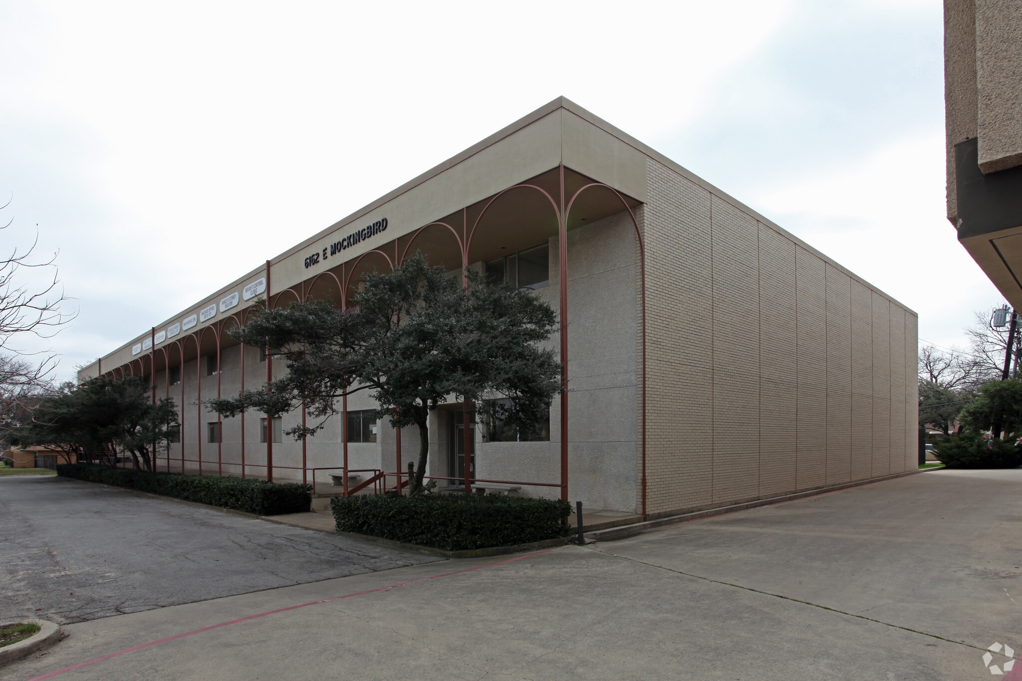 6162 E Mockingbird Ln, Dallas, TX for lease Primary Photo- Image 1 of 7