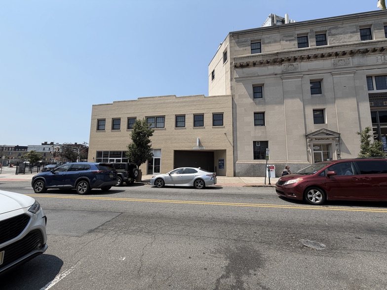 3100 Bergenline Ave, Union City, NJ for lease - Building Photo - Image 3 of 12