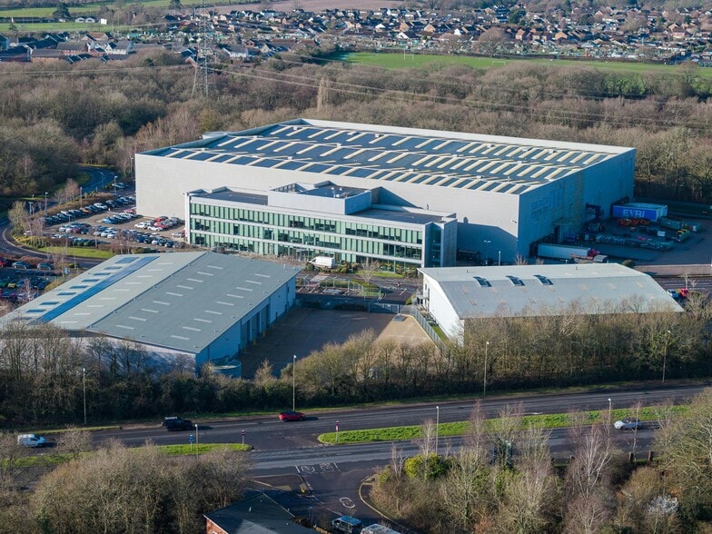 Warsash Rd, Fareham for lease - Building Photo - Image 2 of 20