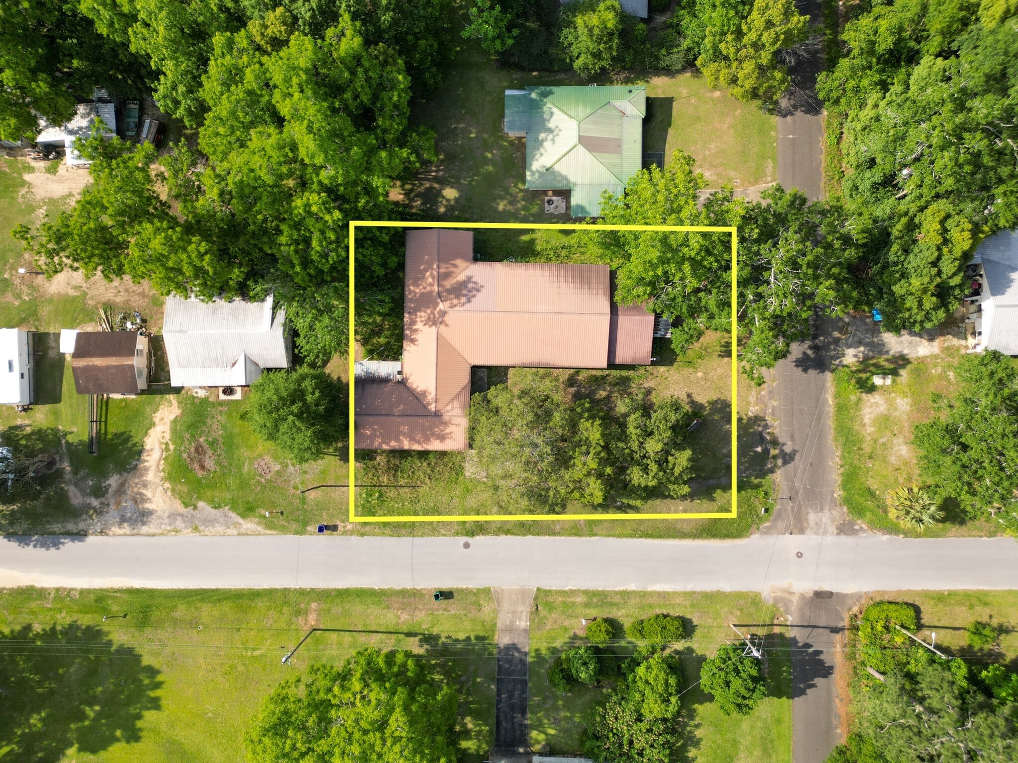 701 N Tracy St, Bonifay, FL à vendre Photo du bâtiment- Image 1 de 7