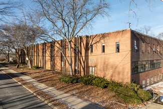 Plus de détails pour 500 S Ridgeway Ave, Glenolden, PA - Flex à vendre