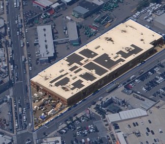 Plus de détails pour 58-95 Maurice Ave, Maspeth, NY - Industriel à louer