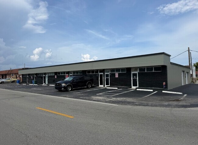 More details for 4310-4326 NE 5th Ave, Oakland Park, FL - Industrial for Lease
