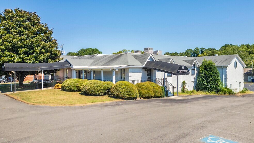 3010 Ocoee St N, Cleveland, TN à vendre - Photo du bâtiment - Image 2 de 33