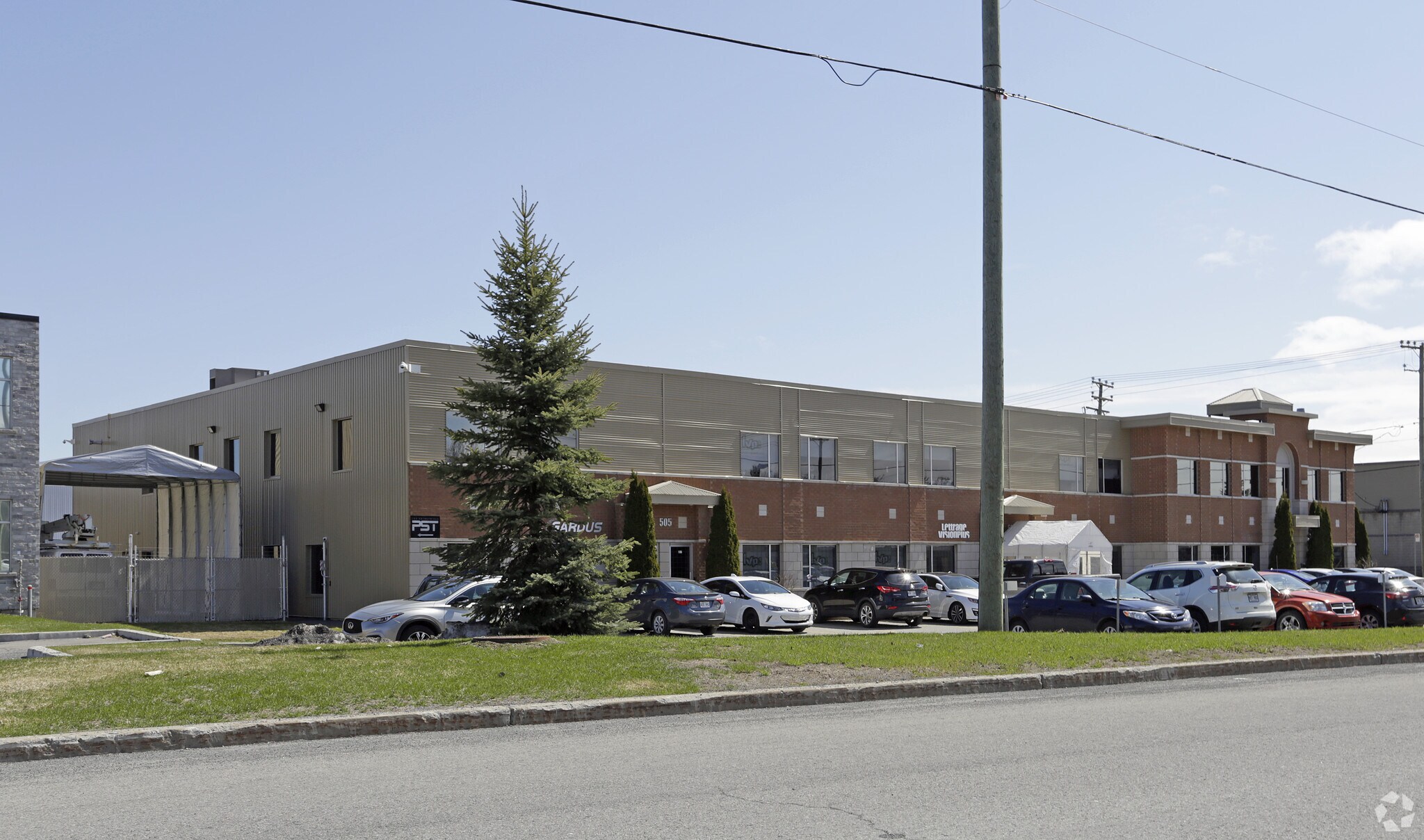 505 Rue Fernand-Poitras, Terrebonne, QC à vendre Photo principale- Image 1 de 1